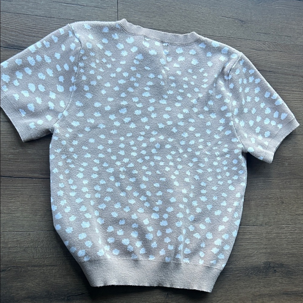 She + Sky Gray and Blue Polka Dot Sweater ! Medium - Picture 5 of 5